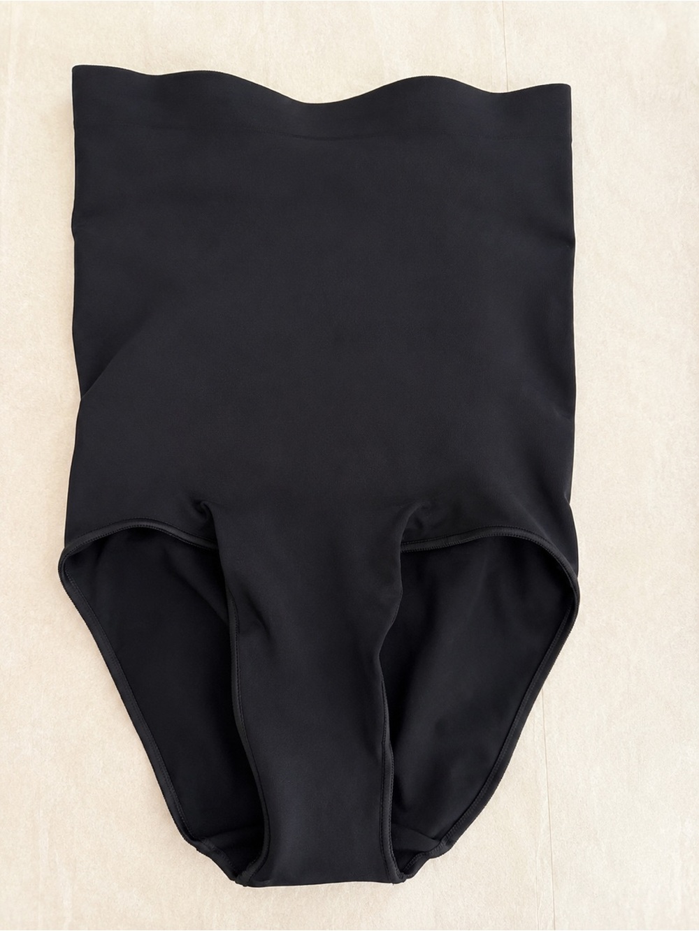 SKIMS Sculpting High Waist Brief Shapewear Black Medium EUC